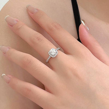 Cindy Moissanite Ring