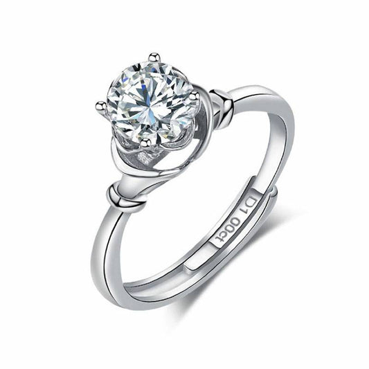 Vera Moissanite Ring